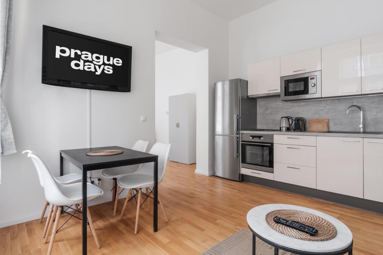 Luminous Apartment For 2 Near Wenceslas Square By Prague Days Exterior foto